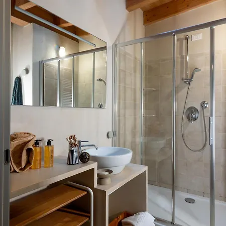 شقة Lulli Mansarda- 7sundays *