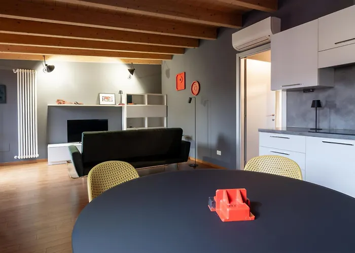 Lulli Mansarda- 7sundays شقة *